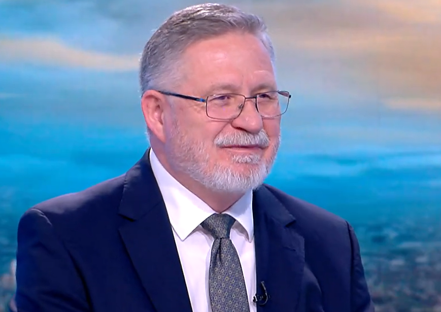 Посланикът на Полша отрича страната му да се готви за война