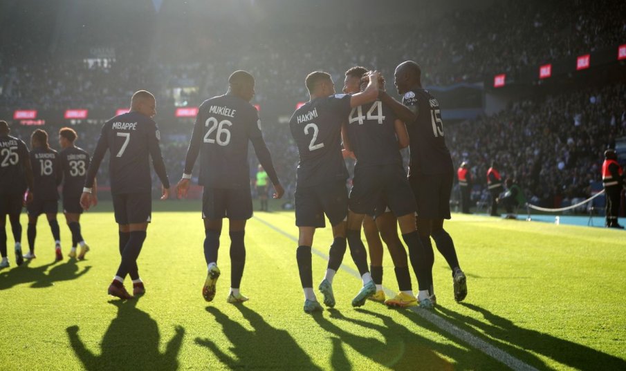 Разследват ПСЖ за тайни операции