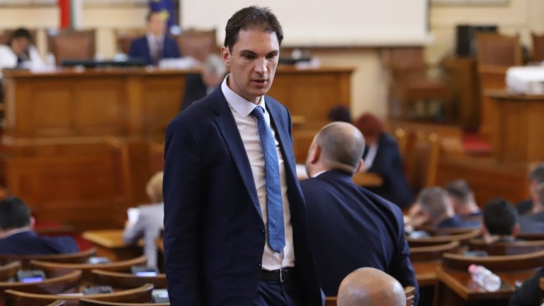 Бивш директор на Горско съди за клевета депутата от ПП Александър Дунчев (ДОКУМЕНТ)