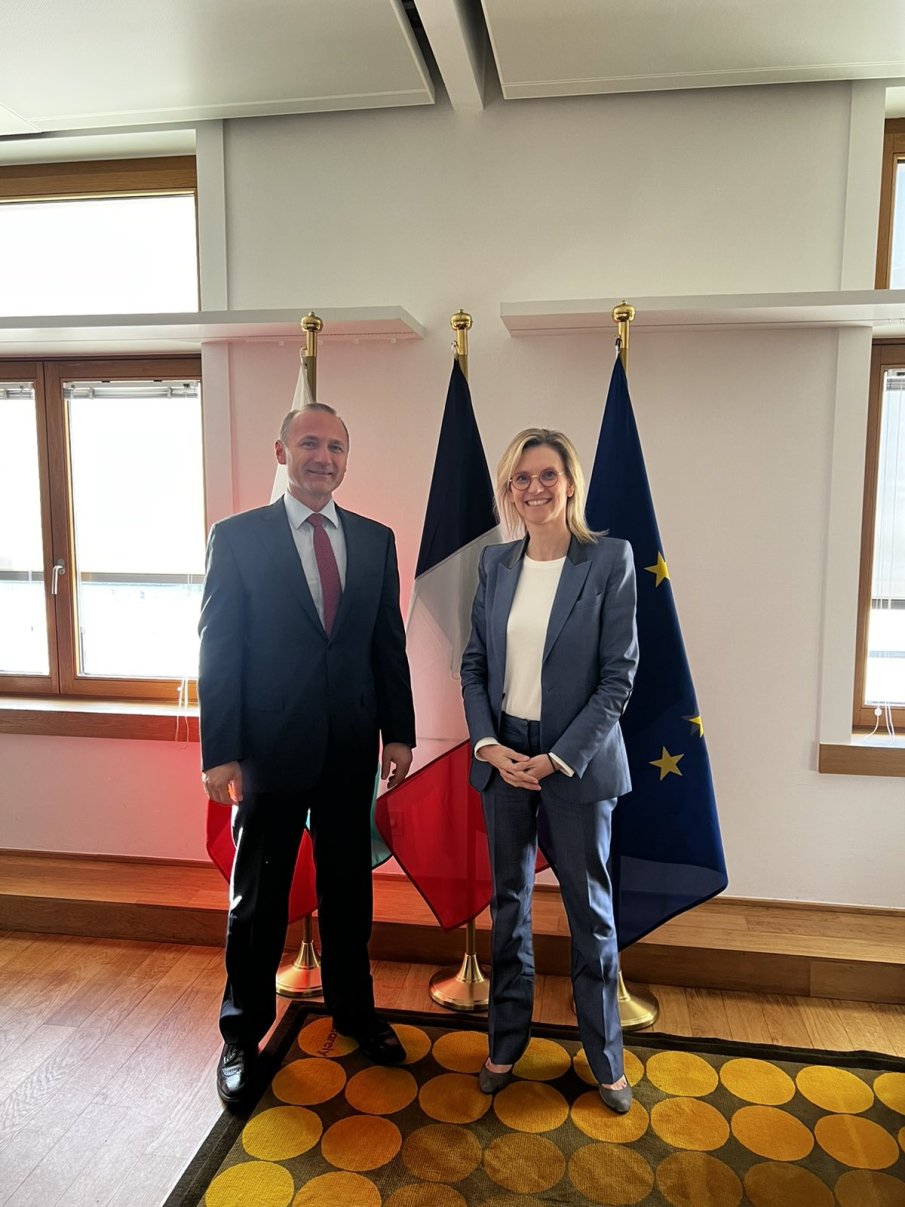 Франция заяви интерес към диверсификацията с ядрено гориво на АЕЦ Козлодуй