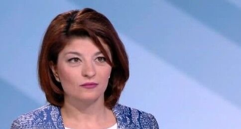 Десислава Атанасова: Готови сме с правителство - ще търсим подписите на всички лидери за управленската ни програма