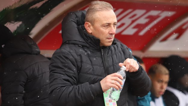 Черно море къса с бразилец