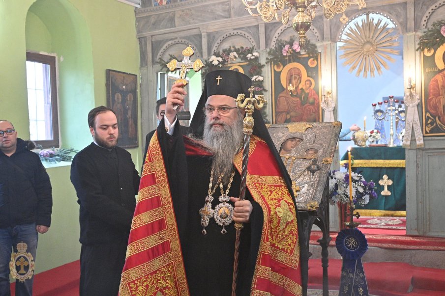 ИЗВЪНРЕДНО! Митрополит Николай се отказва от участие в избора за нов български патриарх