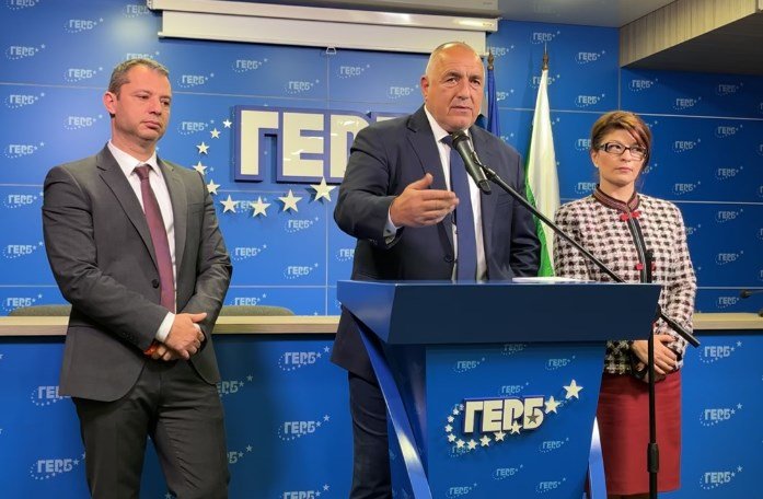 ПЪРВО В ПИК TV! Борисов скандално: ПП отказа да махне левчето надценка на бензина - четири партии са в коалиция Лукойл (ВИДЕО)