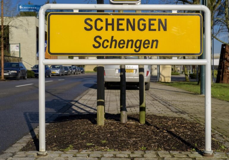 Как се промени пътуването с дете след влизането ни в Шенген по въздух