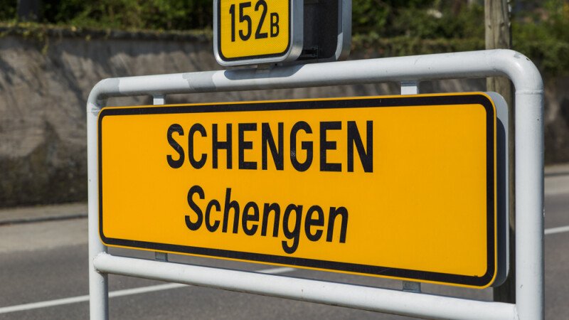 Няколко държави от Шенген поддържат трайно проверки по вътрешните граници