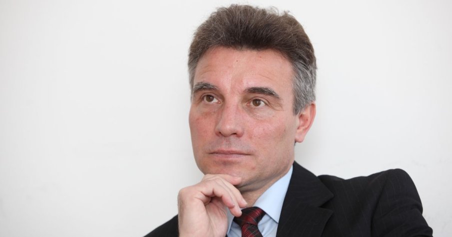 Проф. Иво Христов: Без енергетика вие сте приключили! Вие ставате Папуа Нова Гвинея Проф. Иво Христов: Без енергетика вие сте приключили! Вие ставате Папуа Нова Гвинея