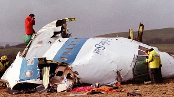 Арестуваха либиец, обвинен, че е направил бомба, взривила самолет над Локърби