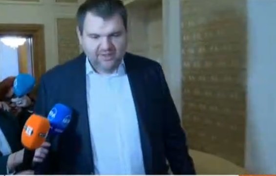 Делян Пеевски с горещ коментар защо ДПС ще подкрепи кабинета Габровски