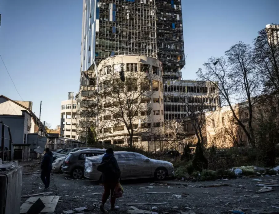 Взривове в Киев и още украински градове, руснаците са изстреляли 60 ракети (ВИДЕО)