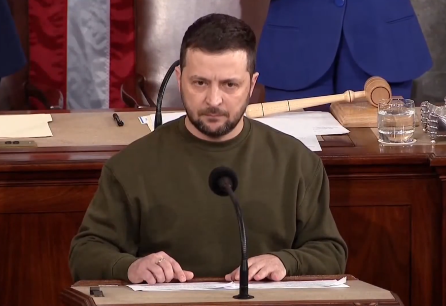 Зеленски с историческо обръщение пред Конгреса на САЩ: Украйна е жива и се бори! Никога няма да се предадем (ВИДЕО/СНИМКИ)