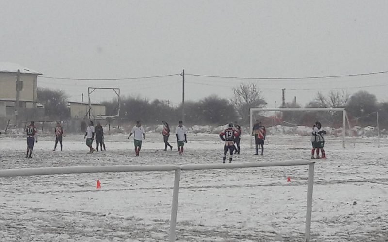Футболен клуб в Кокаляне се бори за правата върху игрището, на което тренира
