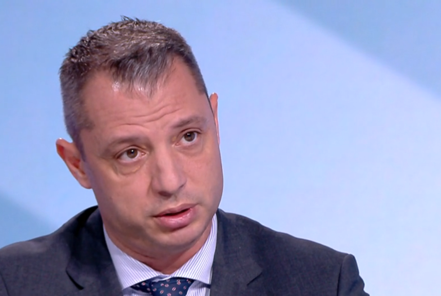 Делян Добрев: 2 милиарда лева от Лукойл ще влязат в държавния фонд за енергийна сигурност на година