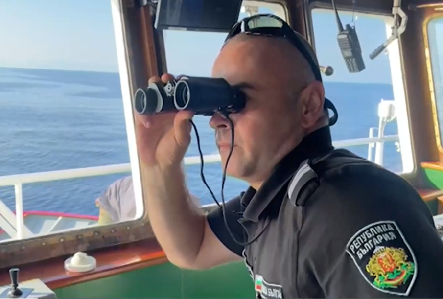 Как ще посрещнат Нова година на кораба ни за Антарктида