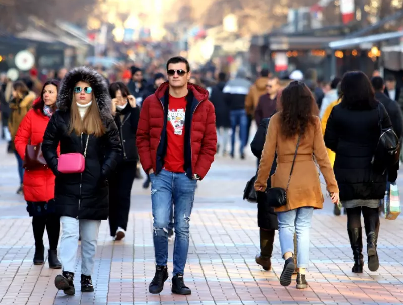 ИНДЕКС НА НАДЕЖДАТА: 44% от българите са песимисти за бъдещето (ГРАФИКИ)