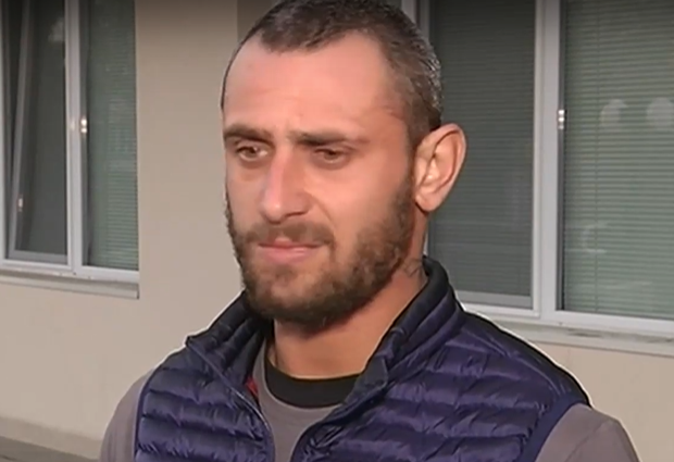 Оцелял след катастрофа търси спасителите си