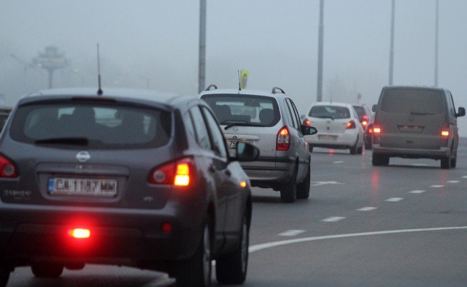 Еврокомисарят по транспорта разкритикува състоянието на пътищата и автомобилите в България