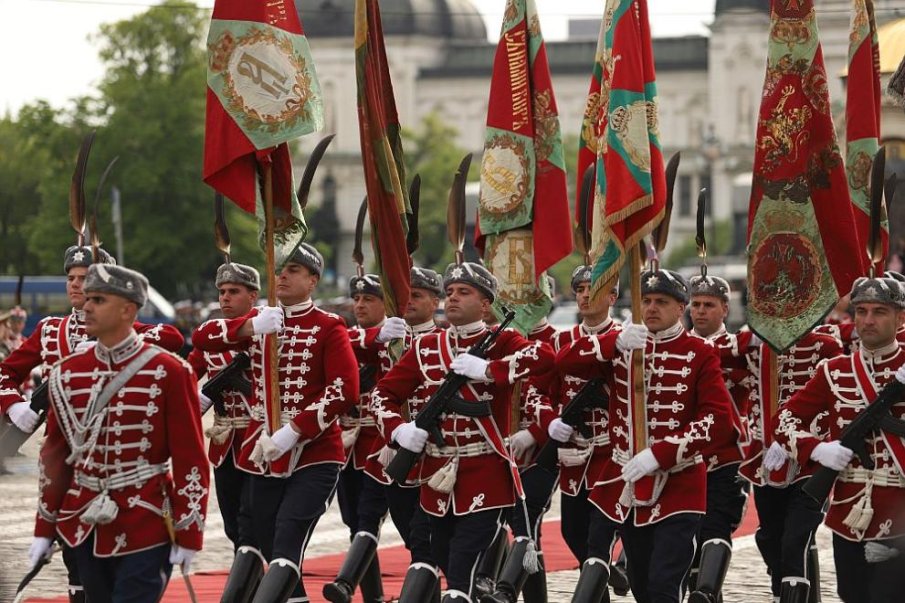 Богоявленски водосвет ще бъде отслужен в центъра на София, Радев приема почетния строй