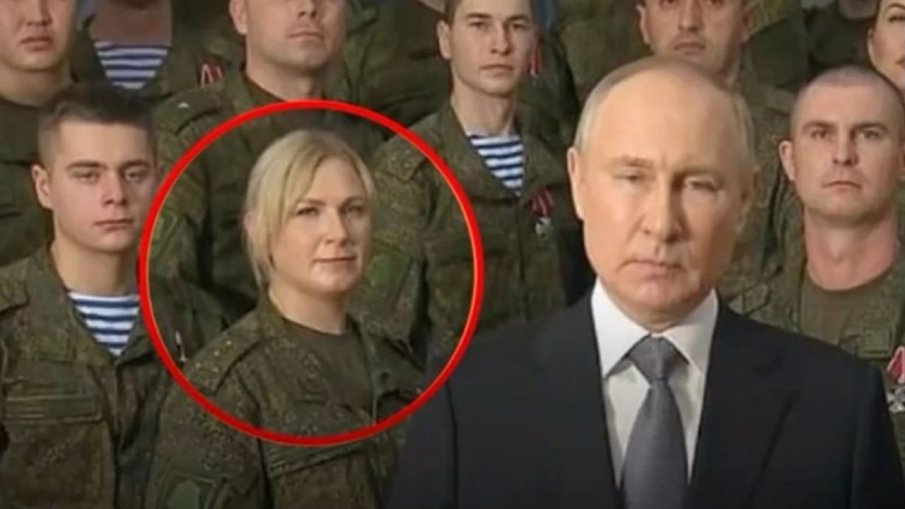 Изловиха Путин в постановка (СНИМКИ)