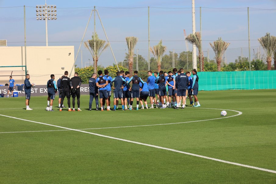 ЕУФОРИЯ НА ГЕРЕНА: Левски лапа пачки от унгарци