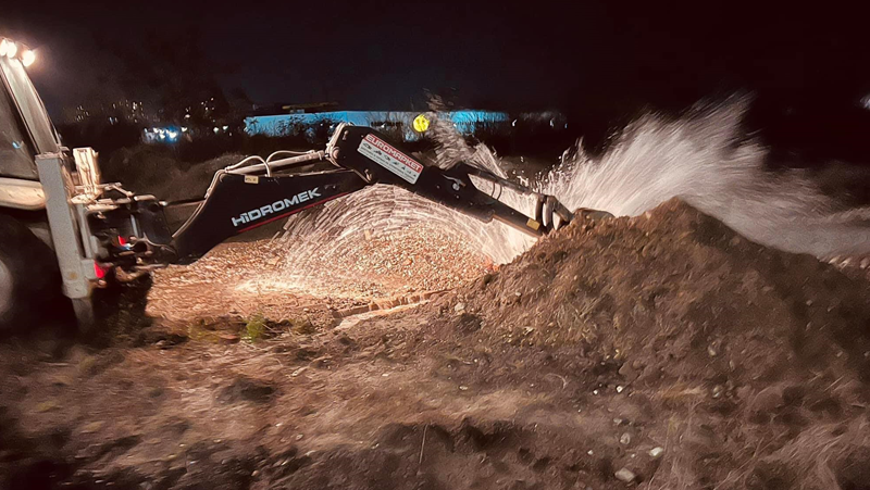 Продължава работата по отстраняването на голямата водна авария в Пловдив