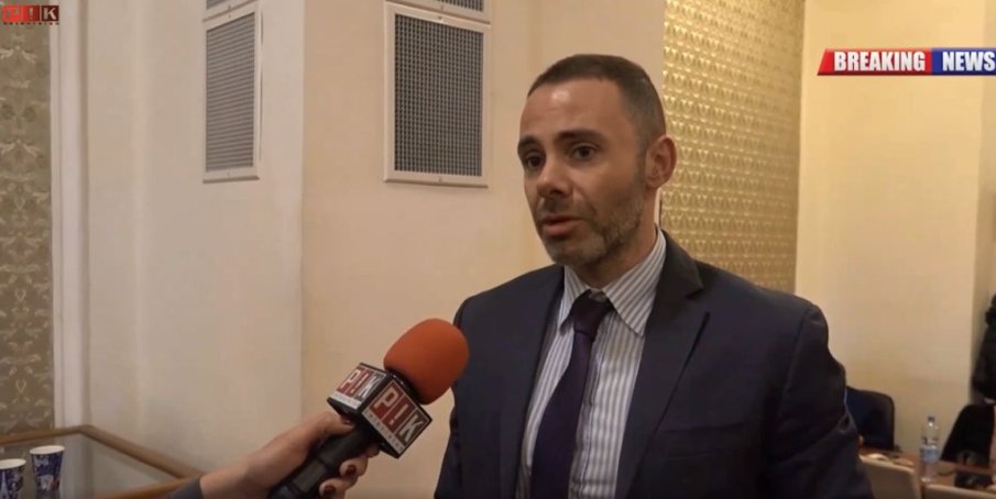 Александър Ненков пред ПИК TV: Ако мандатът отиде при ДБ и те ни поканят, ще подходим адекватно. Подкрепа на празен лист хартия няма как да дадем (ВИДЕО)