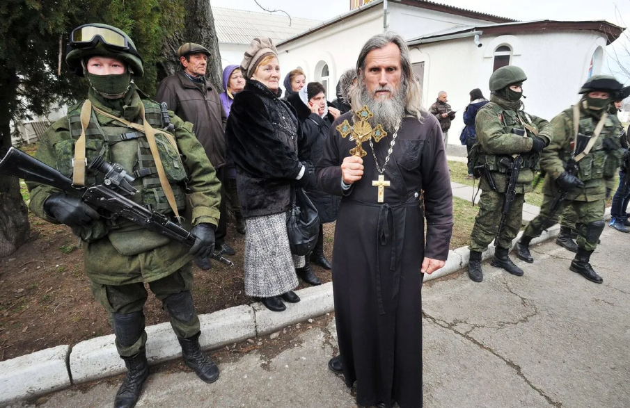 Зеленски наложи санкции на 13 свещеници, Русия сравни постъпката му със сатанизъм