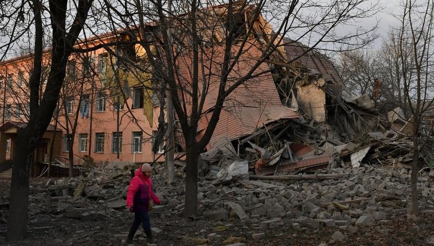 Чужди журналисти опровергаха фейк на руснаците за 600 убити украински бойци