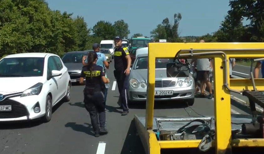 Фирмен автомобил премаза кон край Кюстендил