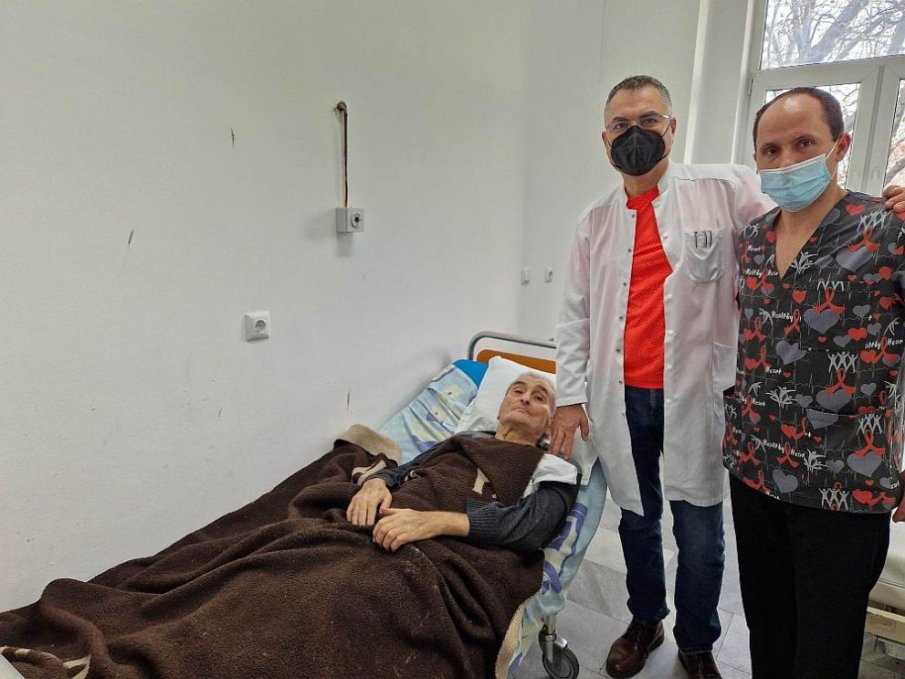 След 9 месеца на легло онкоболен отново може да ходи сам