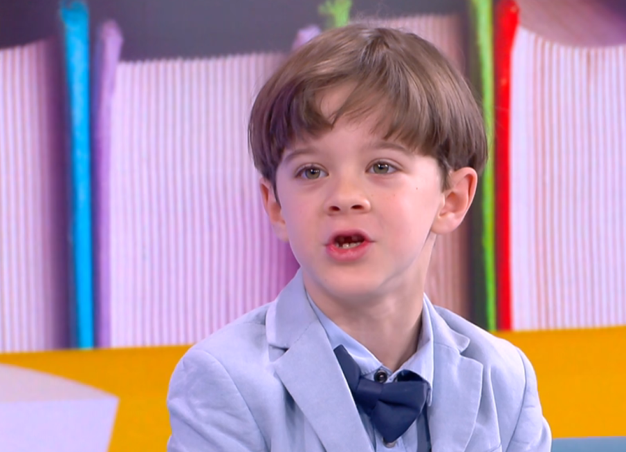 8-годишният Виктор, прочел над 120 книги за година: Искам да стана лекар, космонавт, шеф на метрото и... президент