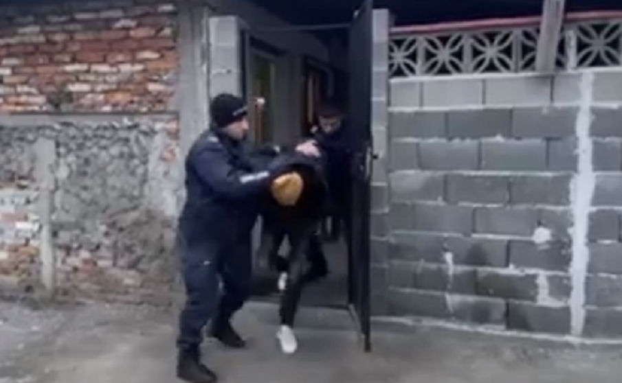 Акция срещу битовата престъпност в Бургас, има арестувани