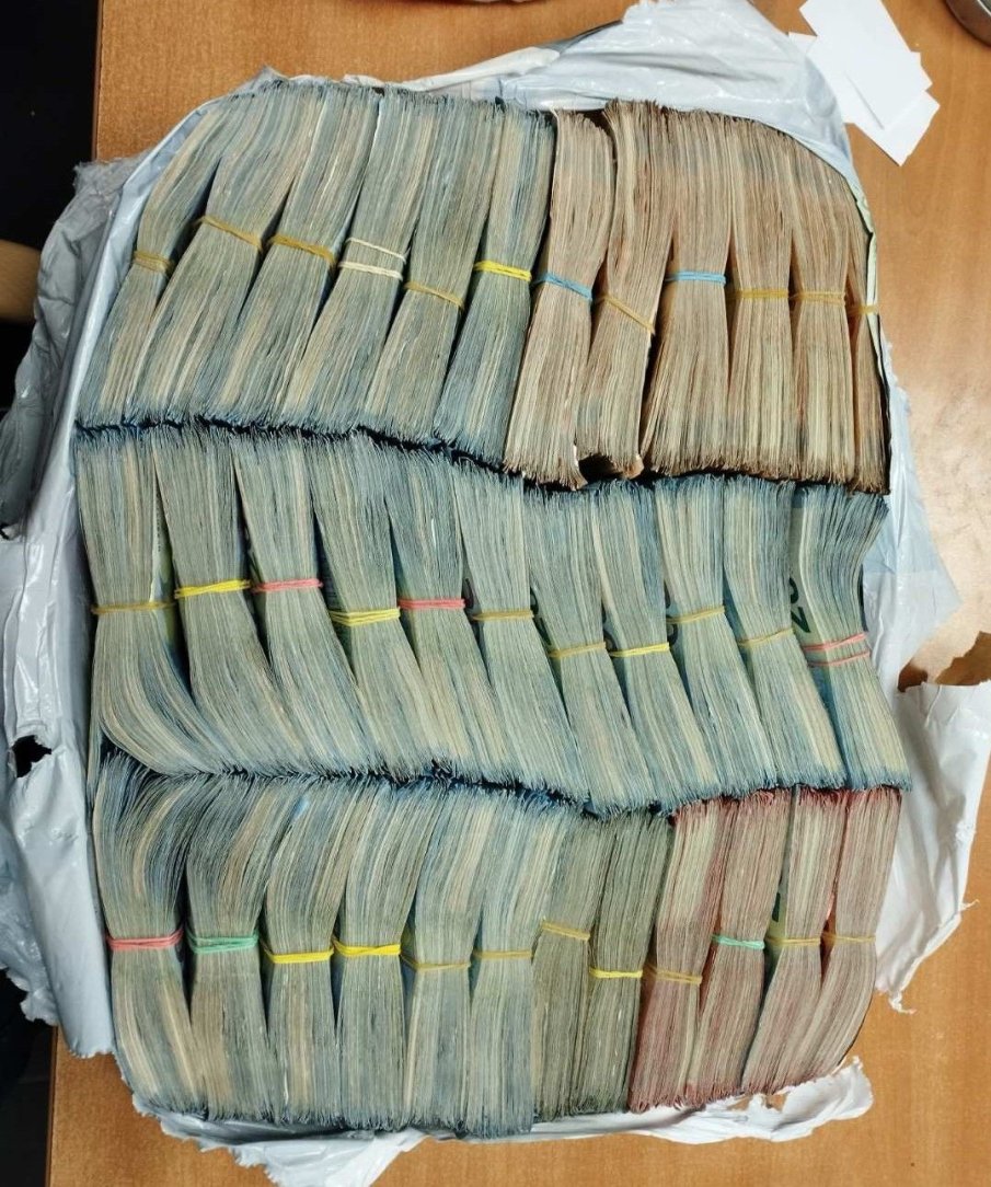 Пращат турци на съд за недекларирана валута за 291 086 лева