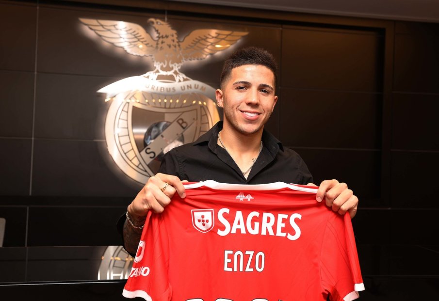 Челси счупи трансферния рекорд на Острова