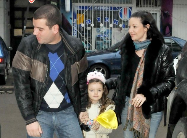 Вижте как изглежда порасналата дъщеря на Вихра и Иван (СНИМКА)