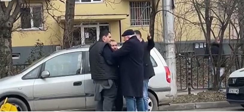 Заради поставена скоба: Шофьор се нахвърли да бие служител от Центъра за градска мобилност в София