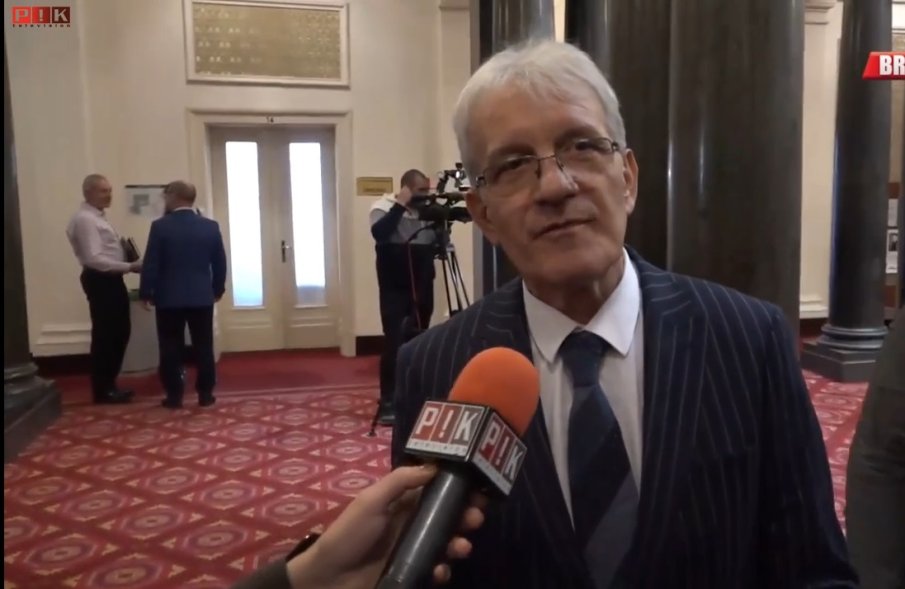 ПИК TV! Рамадан Аталай с култов виц за края на Народното събрание (ВИДЕО)