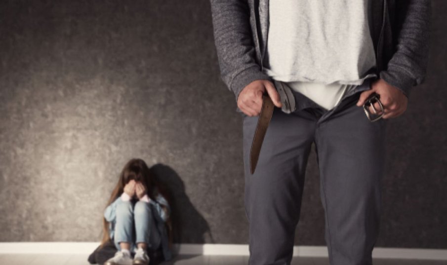 ГНУСНО: Мъж блудства с малолетна до Пловдив