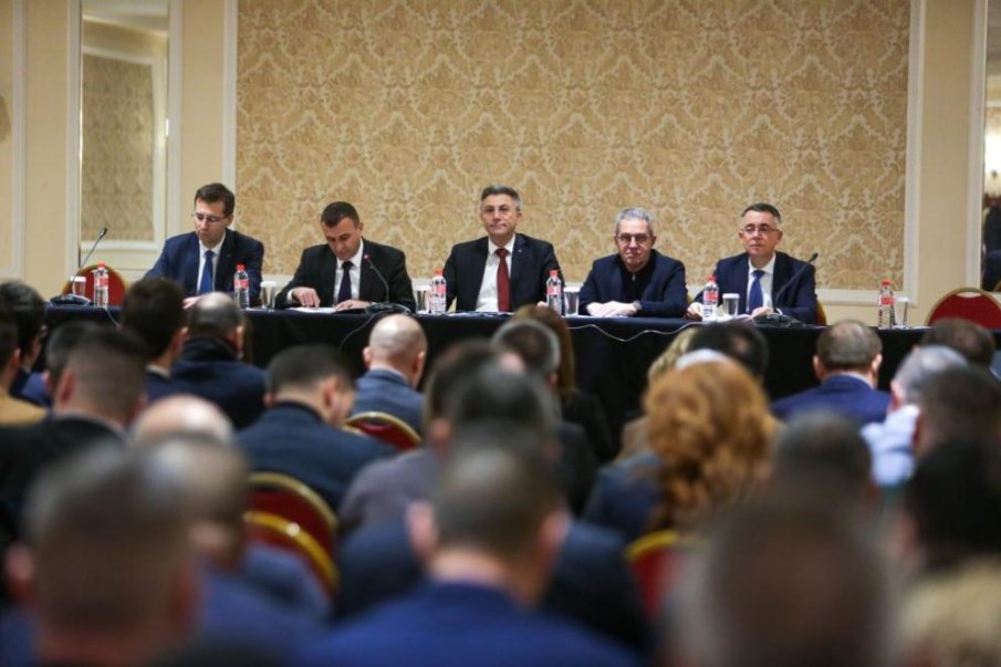 ДПС решава по какви критерии ще номинира депутатите си