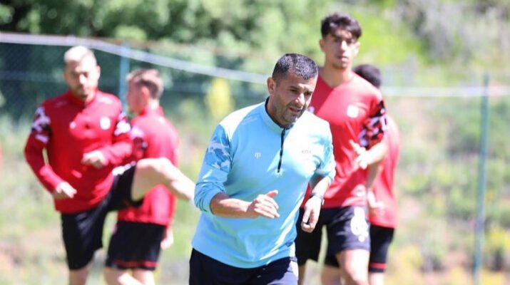 НОВА ТРАГЕДИЯ: Треньор на Сивасспор загуби 15 родини при земетресението