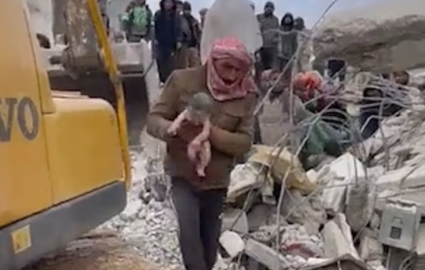 Осиновиха бебето, родило се под руините в Сирия