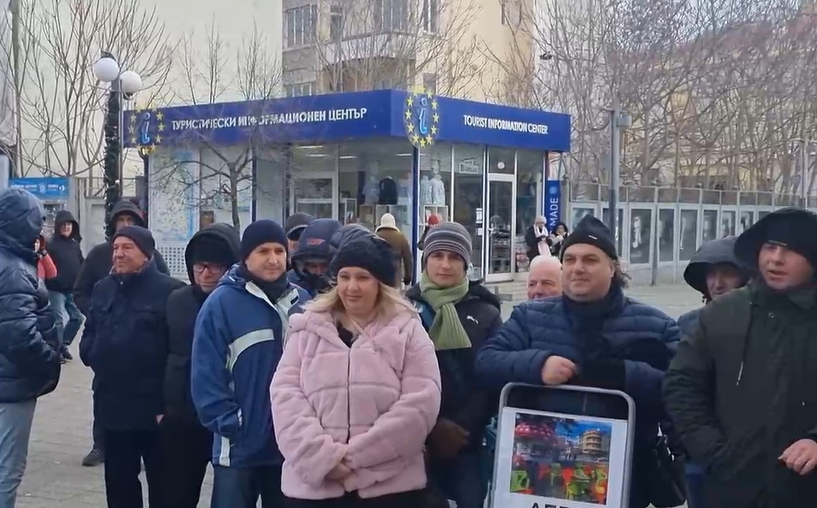 Тече подписка в защита на емблематичното заведение „Гъбката” в Бургас