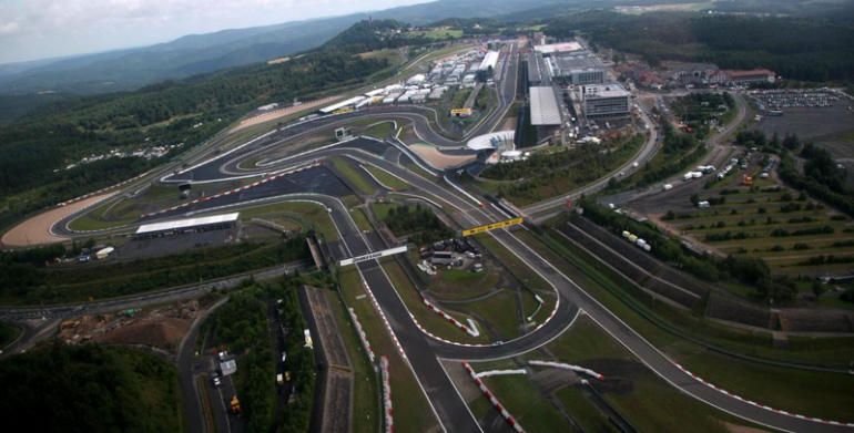 Руски милиардер купува летище в Германия