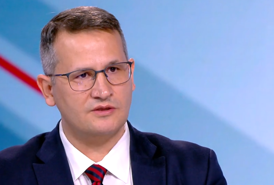 Беглецът Христанов увърта защо напусна Киро и Асен - не съжалявал, че бил част от Промяната“