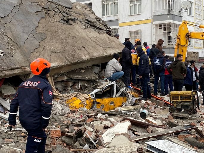 90 са вторичните трусове след последното земетресение в Турция