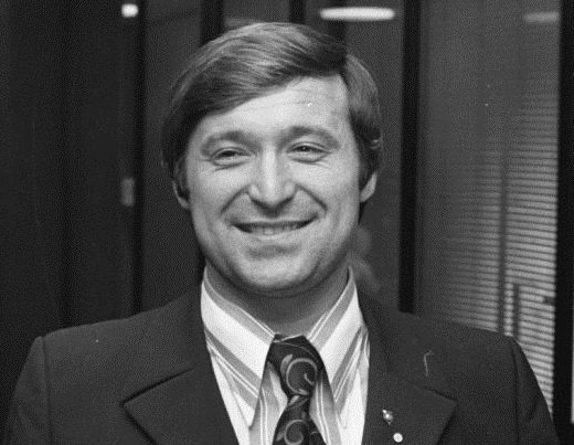 СКРЪБНА ВЕСТ: Почина гениалният нападател Петър Жеков