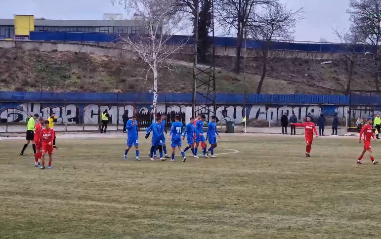 Звезда на Левски се изправя срещу Меси