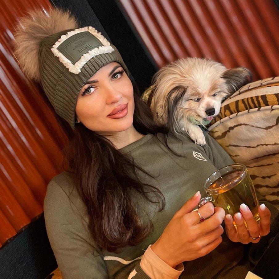 Райна бяга в Лондон с мъж