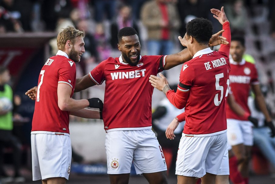 ЦСКА набеляза звезда на Литекс