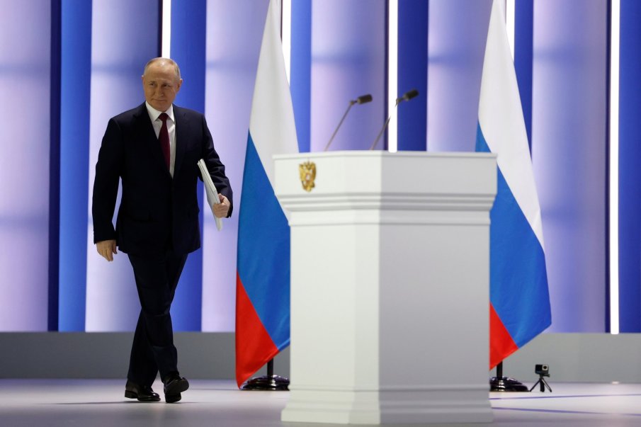 Словото на Путин към Федералното събрание като Вставай страна огромная
